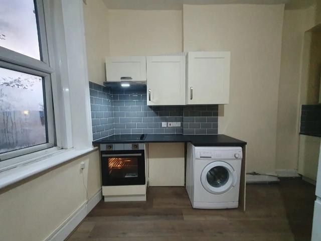 Flat for rent in Harlesden, Greater London