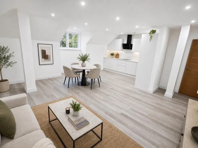 Flat for rent in Chepping Wycombe, Loudwater