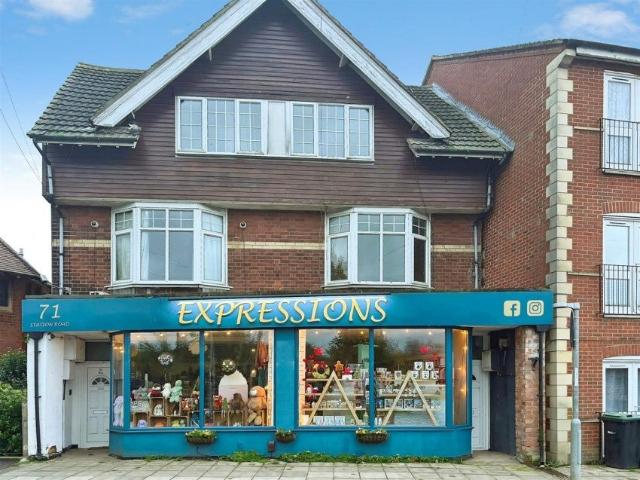 Flat for rent in Desborough, North Northamptonshire