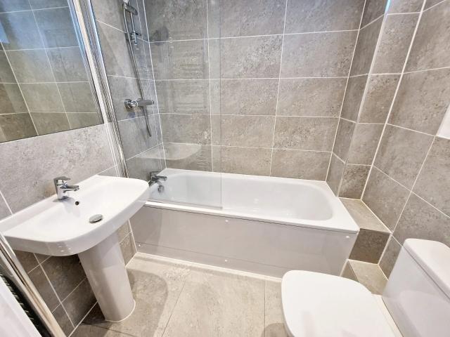 Flat for rent in Merstham, Reigate and Banstead