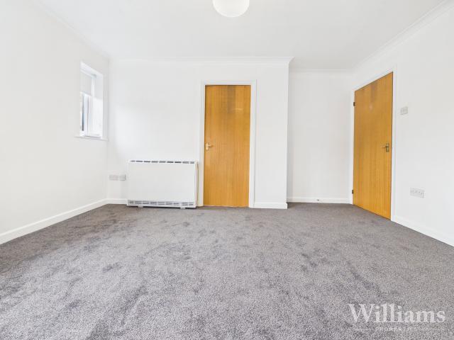 Flat for rent in Stoke Mandeville, Buckinghamshire