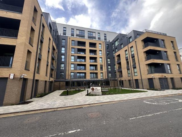 Flat for rent in Guildford Park, Guildford