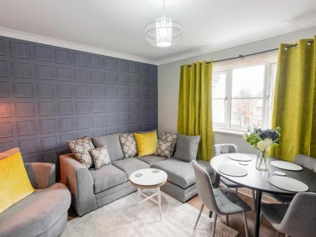 Flat for rent in Shortroods, Glenburn