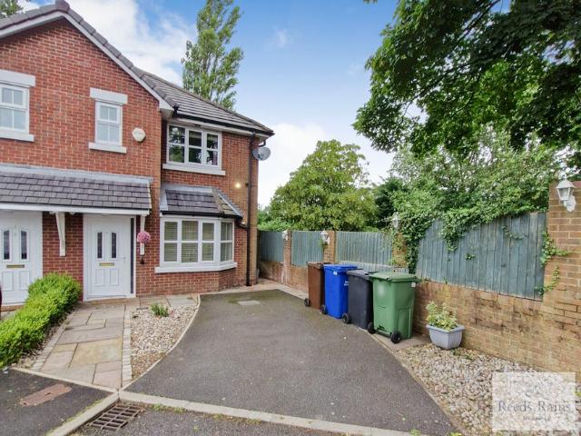 Flat for rent in Wigan, Greater Manchester