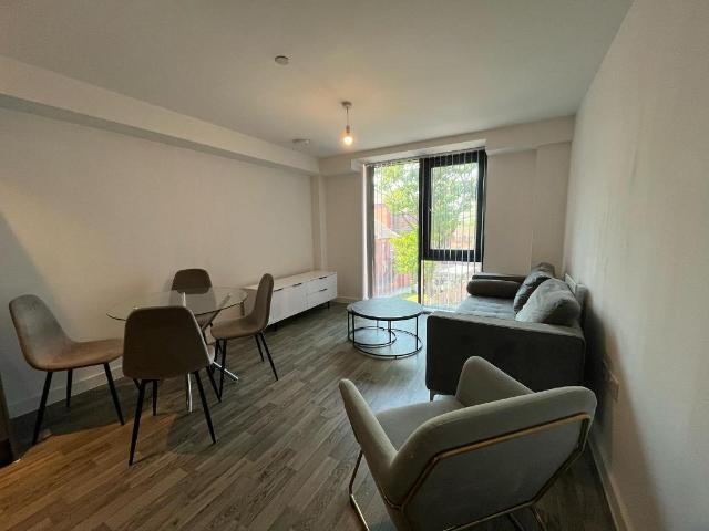 Flat for rent in Georgia, Greater Manchester