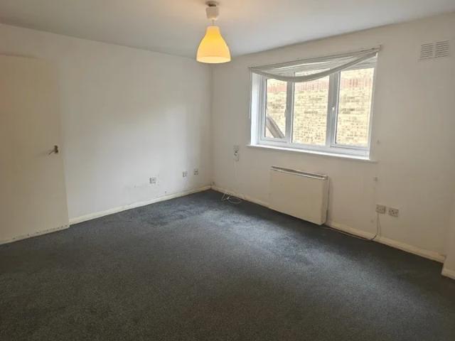 Flat for rent in Upper Walthamstow, Greater London