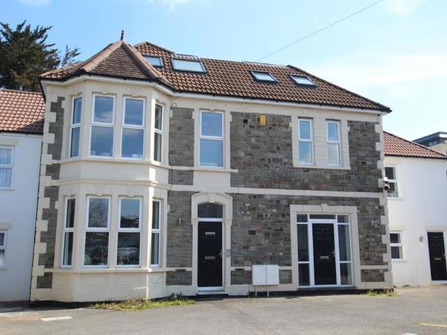 Flat for rent in Fishponds, Bristol