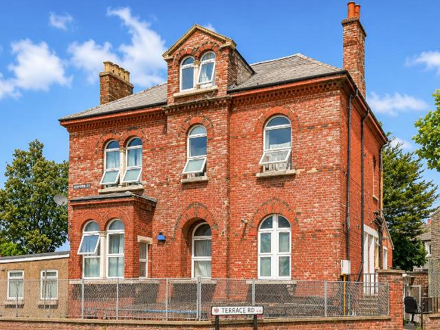 Flat for rent in Plaistow, Greater London