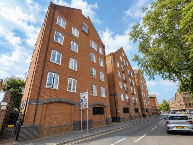 Flat for rent in Old Town, Poole