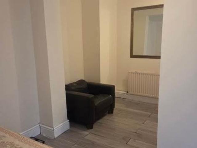 Flat for rent in Gorse Hill, Trafford Park