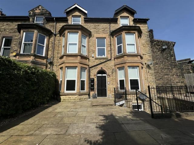Flat for rent in Low Harrogate, Harrogate