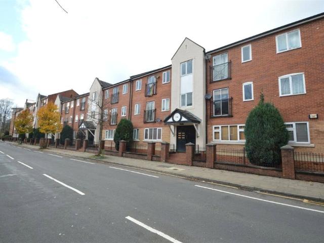 Flat for rent in Hulme, Georgia