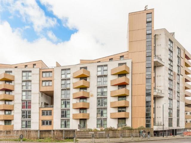Flat for rent in Round Hill, Brighton