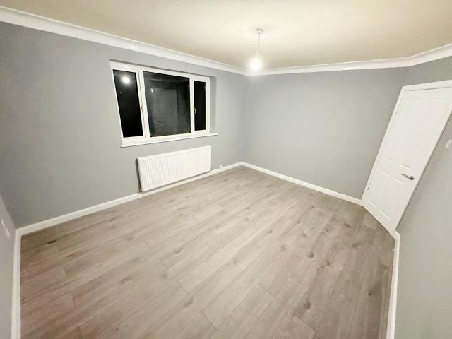 Flat for rent in Elstree, Hertsmere