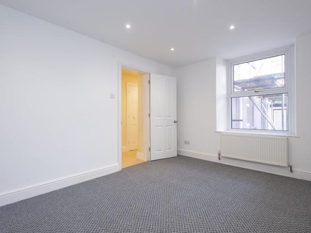 Flat for rent in Pennycomequick, Plymouth