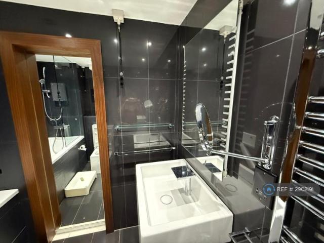 Flat for rent in Bermondsey, Greater London