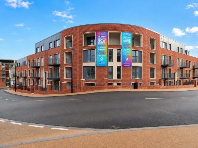 Apartment for rent in Daws Hill, Cressex