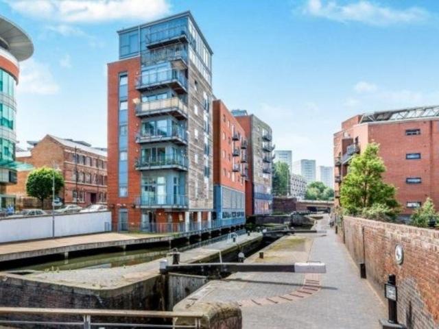 Flat for rent in Park Central, Birmingham