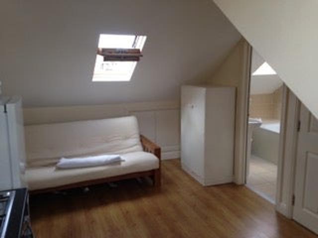 Flat for rent in Streatham, Greater London