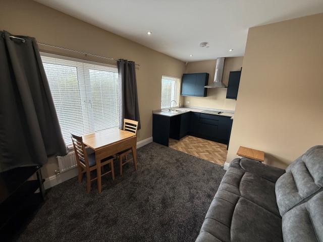 Flat for rent in Gorseinon, Wales