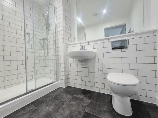 Flat for rent in Woolshops, Calderdale