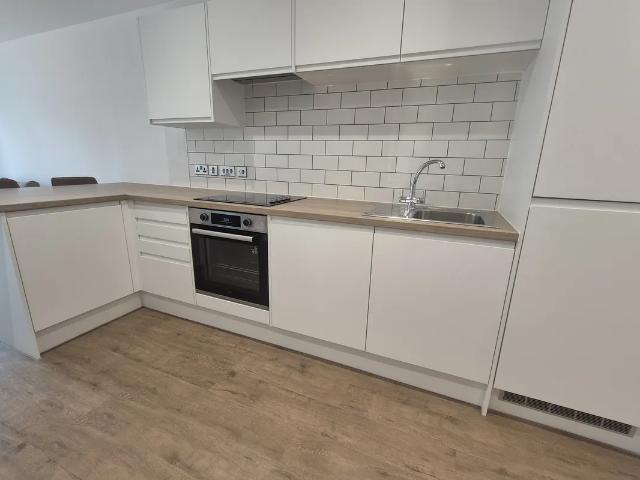Flat for rent in Boothtown, Halifax