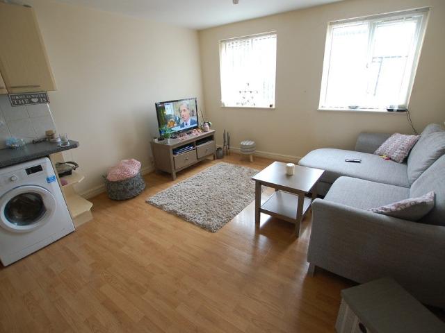 Flat for rent in Pendlebury, Salford