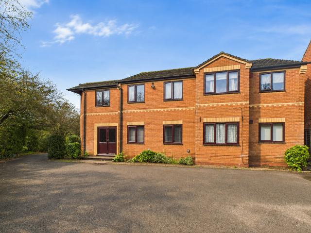 Flat for rent in Kettlebrook, Staffordshire