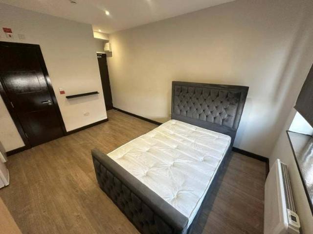 Flat for rent in London Borough of Lewisham, Lower Sydenham