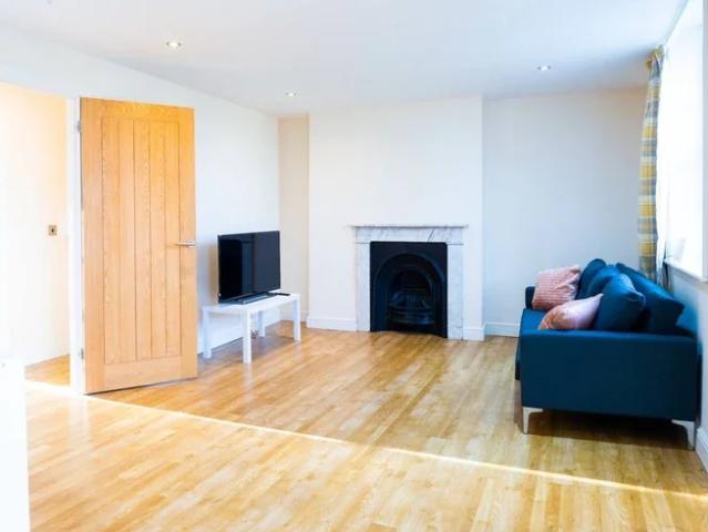 Flat for rent in Key Street, Suffolk