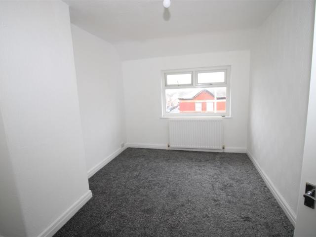 Flat for rent in Claremont, Blackpool