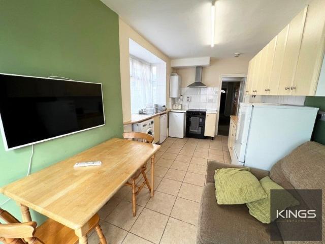 Flat for rent in Fratton, City Of Portsmouth