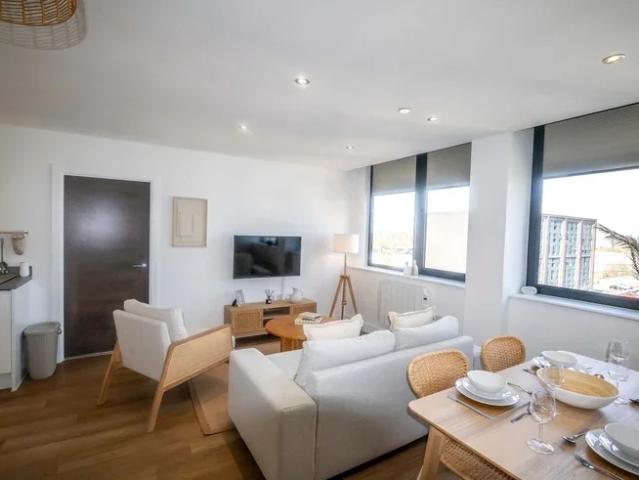 Flat for rent in Gorse Hill, Trafford Park
