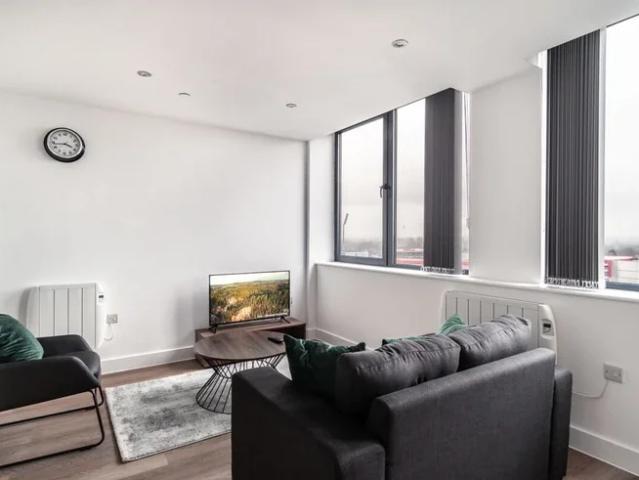 Flat for rent in Gorse Hill, Trafford Park
