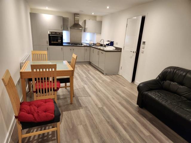 Flat for rent in Gorse Hill, Trafford Park