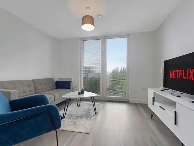 Flat for rent in Gorse Hill, Trafford Park