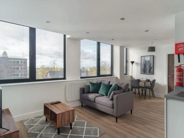 Flat for rent in Gorse Hill, Trafford Park