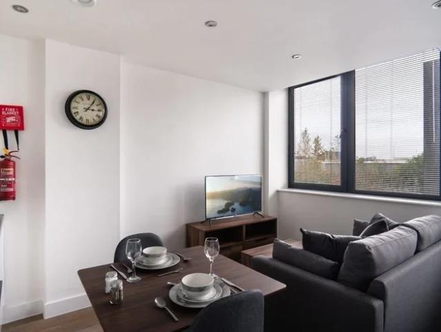 Flat for rent in Gorse Hill, Trafford Park