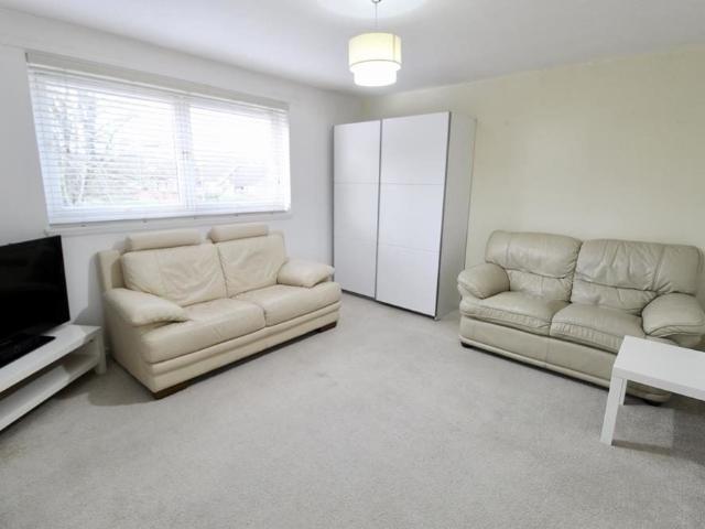 Flat for rent in Ballindoch, Scotland