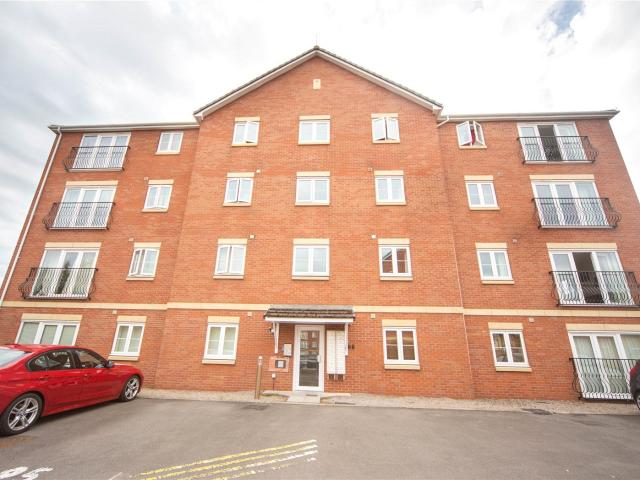 Flat for rent in Falcon Lodge, Wales