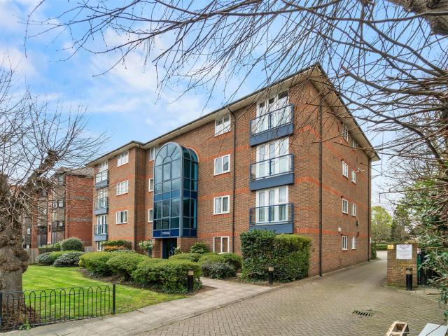 Flat for rent in London Borough of Croydon, Selhurst