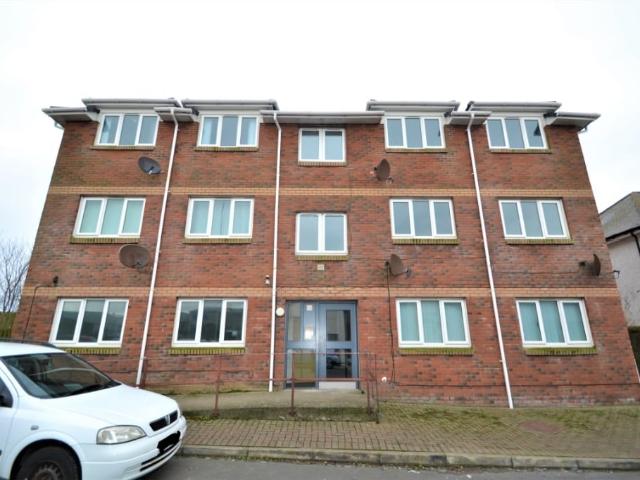 Flat for rent in Fort, Ayr