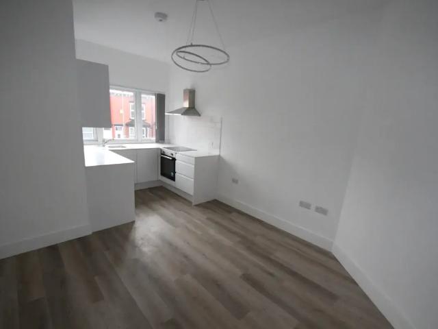 Flat for rent in Beeston Hill, Leeds