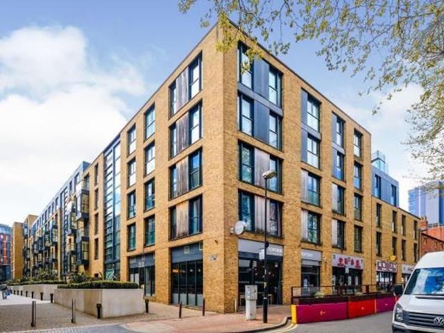 Flat for rent in Park Central, Birmingham