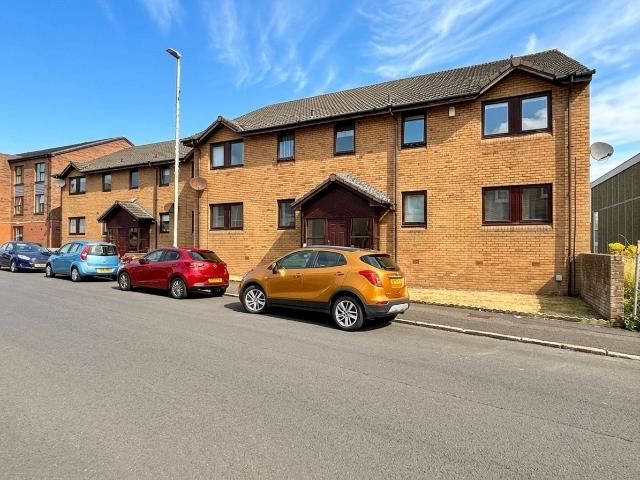 Flat for rent in Troon, Scotland