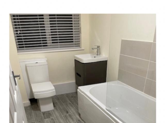 Flat for rent in Temple Ewell, Dover