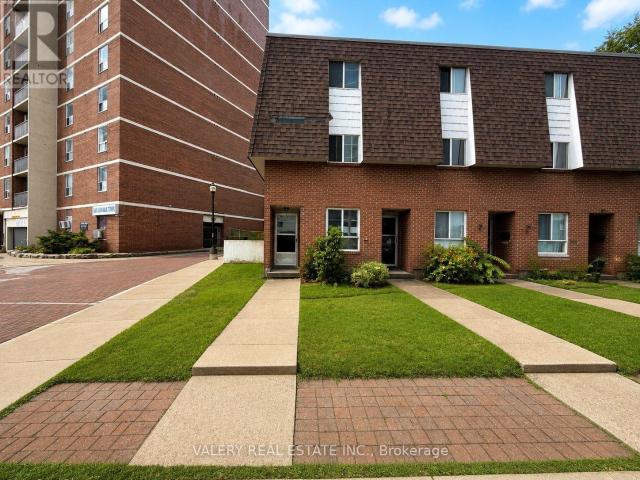 Apartment for rent in Woburn, Ontario