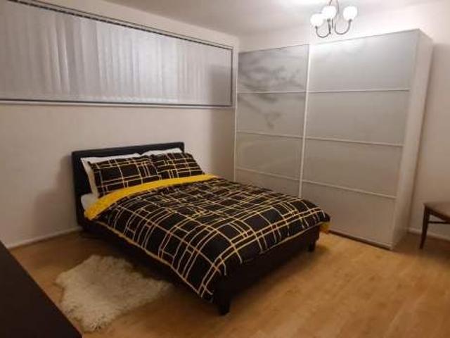 Flat for rent in Ball Hill, West Midlands