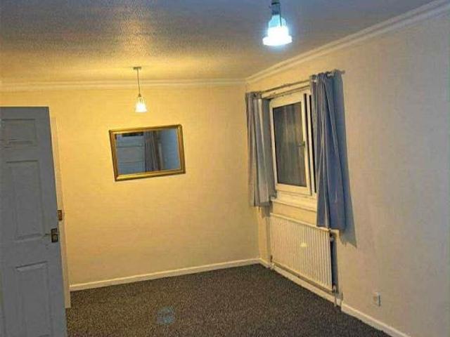 Flat for rent in Ball Hill, Coventry