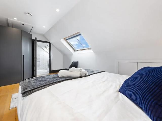 Flat for rent in Hampton, Greater London